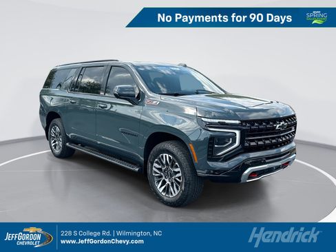 Certified 2025 Chevrolet Suburban Z71 w/ Comfort Package image 1