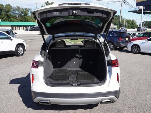 Used 2022 INFINITI QX50 Luxe image 18