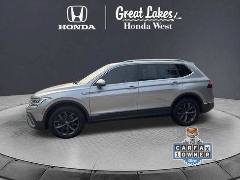 Used 2024 Volkswagen Tiguan SE w/ Panoramic Sunroof Package AWD/4WD image 18