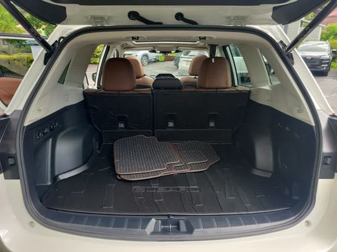 Certified 2024 Subaru Forester Touring AWD/4WD image 34