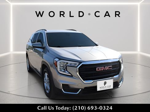 Used 2023 GMC Terrain SLE w/ Driver Convenience Package FWD image 1