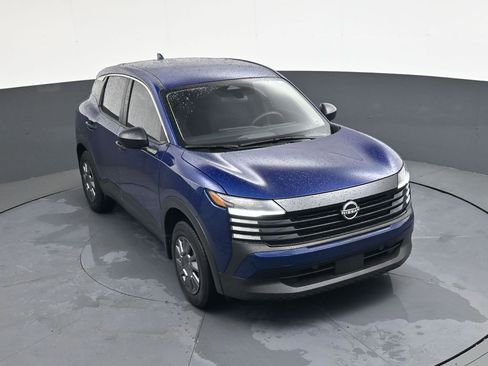 Used 2025 Nissan Kicks S image 24