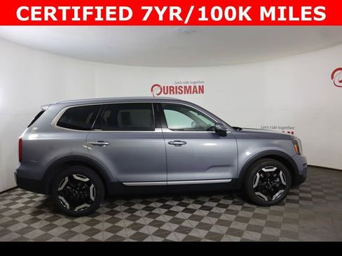 Used 2025 Kia Telluride S FWD image 11