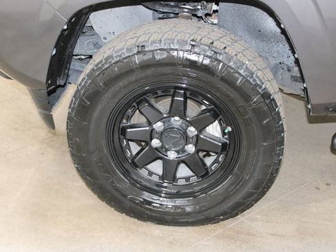 Used 2023 Toyota Tacoma SR w/ SR Convenience Package image 45