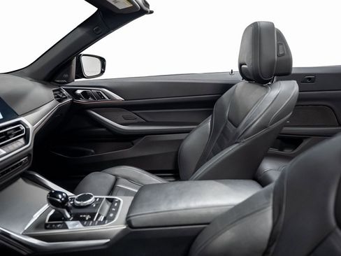 Used 2022 BMW 440i xDrive Convertible w/ Premium Package image 58