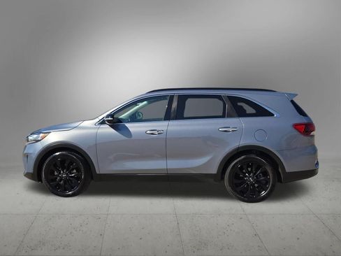 Used 2020 Kia Sorento S FWD image 3
