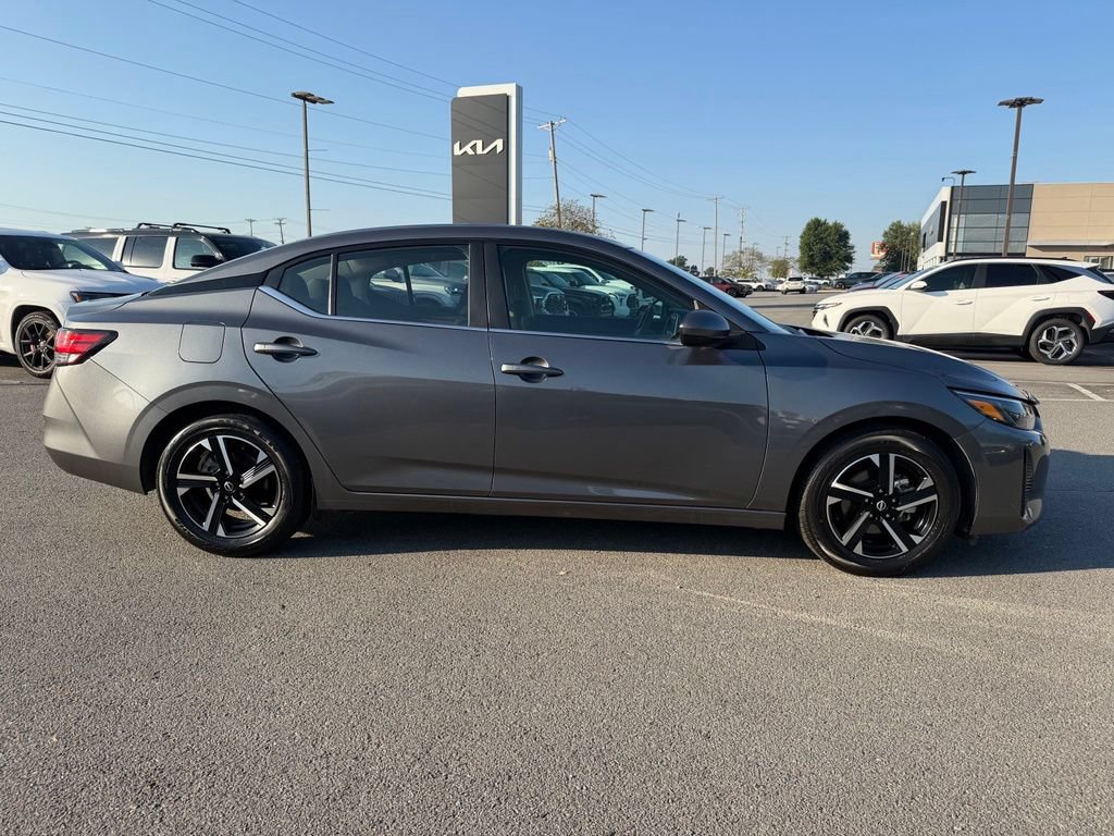 Used 2025 Nissan Sentra SV FWD image 8