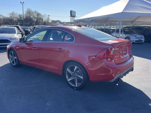 Used 2015 Volvo S60 T6 R-Design image 7
