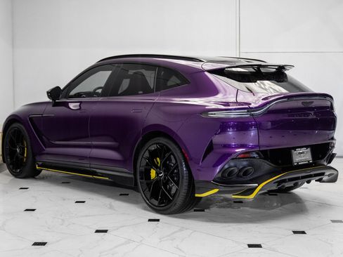 Used 2024 Aston Martin DBX 707 image 2