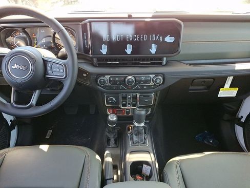 New 2026 Jeep Gladiator Mojave AWD/4WD image 11