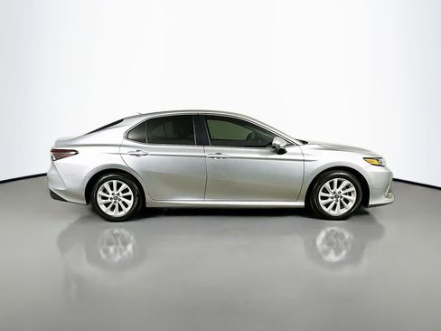 Used 2024 Toyota Camry LE FWD image 7