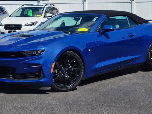 Used 2023 Chevrolet Camaro SS RWD image 3