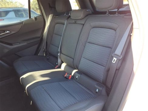 New 2026 Chevrolet Equinox LT image 16