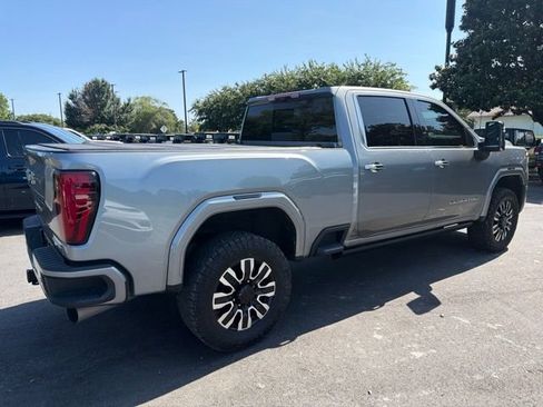 Used 2024 GMC Sierra 2500 Denali Ultimate w/ LPO, GMC Protection Package AWD/4WD image 3