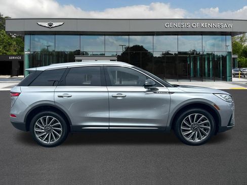 Used 2023 Lincoln Corsair Reserve w/ Equipment Group 201A FWD image 8