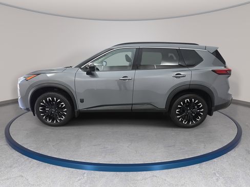 New 2026 Nissan Rogue SV FWD image 8