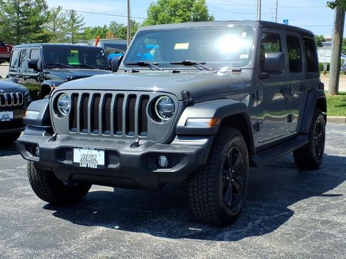 Used 2021 Jeep Wrangler Unlimited Sport AWD/4WD image 3