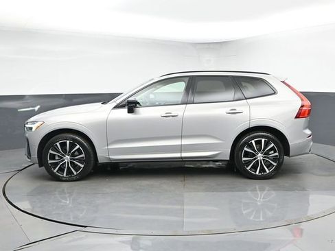 Used 2023 Volvo XC60 B5 Plus w/ Climate Package AWD/4WD image 6
