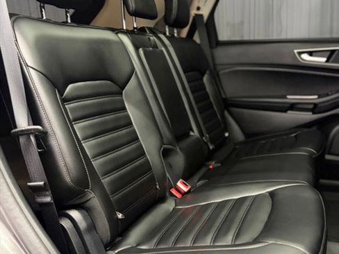 Used 2020 Ford Edge SEL w/ Convenience Package AWD/4WD image 17