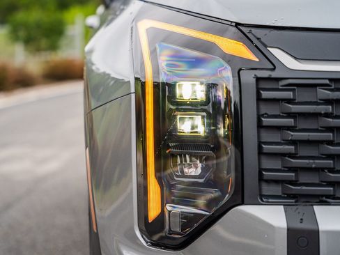 New 2026 Kia Sportage LX FWD image 6