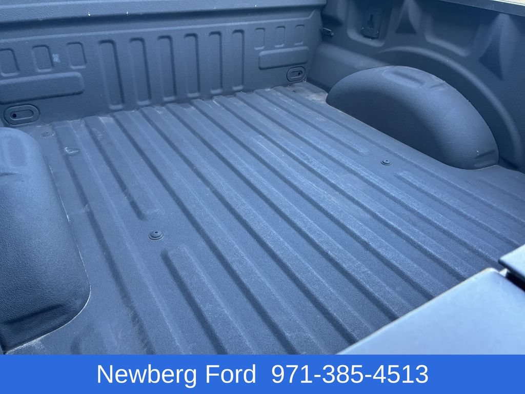 Used 2017 Ford F150 Raptor w/ Equipment Group 802A Luxury AWD/4WD image 33