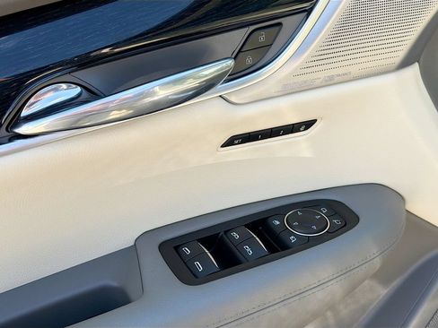 Used 2024 Cadillac XT6 Premium Luxury w/ Technology Package AWD/4WD image 20