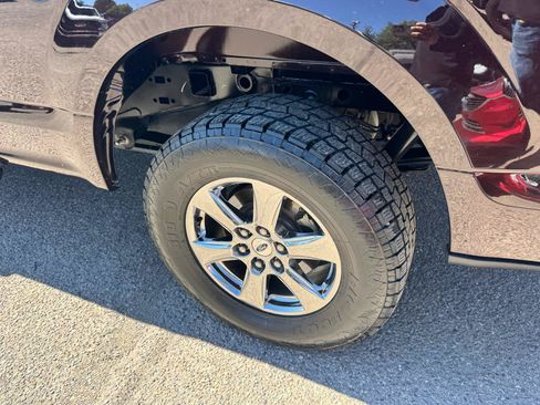 Used 2019 Ford F150 XLT w/ Equipment Group 301A Mid AWD/4WD image 12