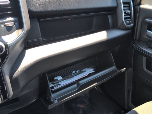 Used 2025 RAM 2500 Big Horn AWD/4WD image 25