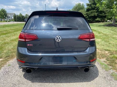 Used 2020 Volkswagen GTI SE FWD image 4