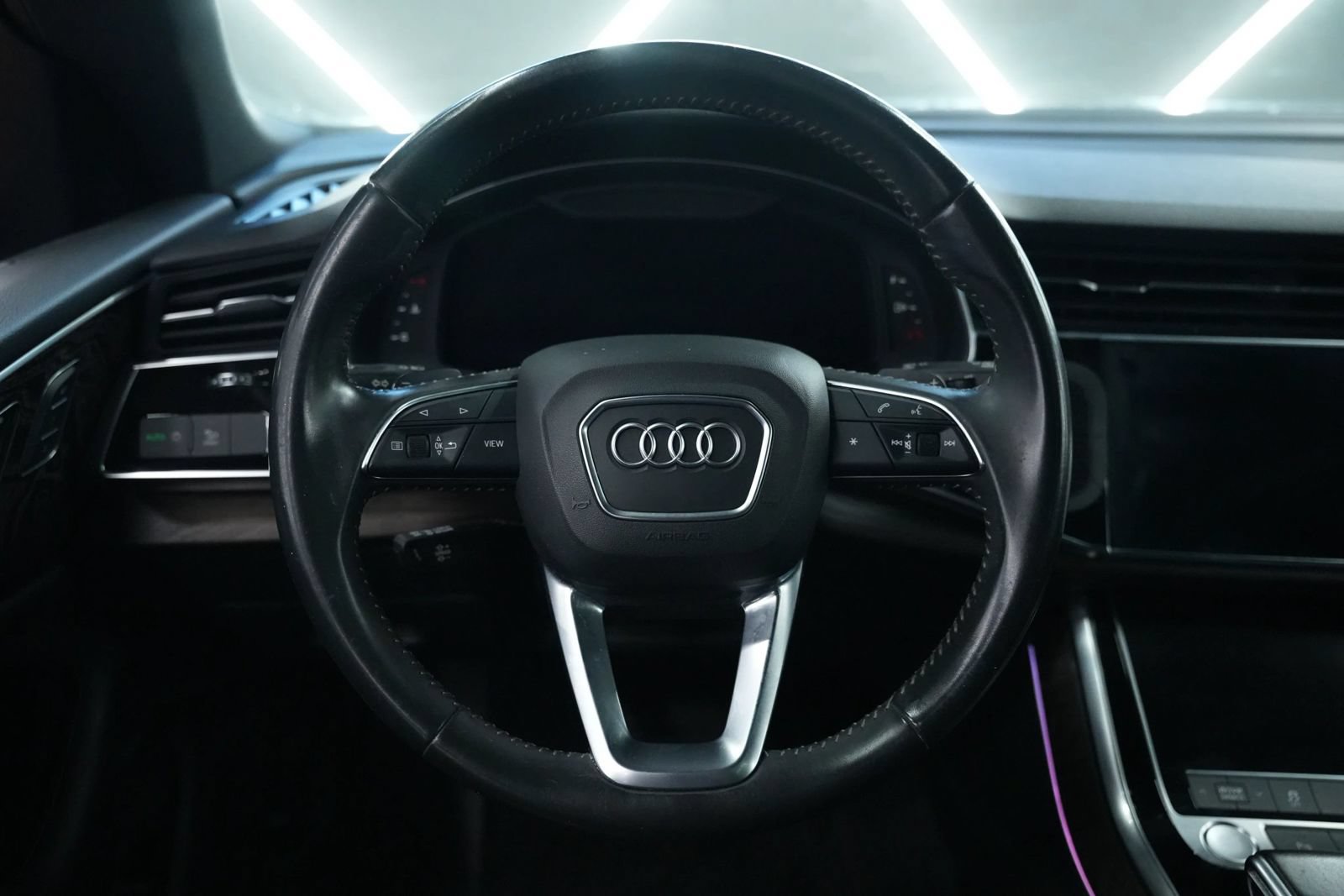 Used 2020 Audi Q8 Premium Plus w/ Premium Plus Package AWD/4WD image 32