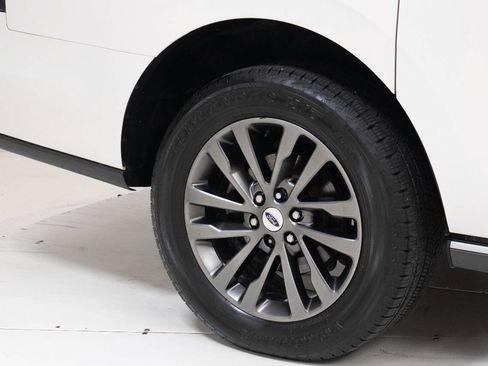 Used 2018 Ford Expedition Max Limited w/ Equipment Group 301A RWD image 98