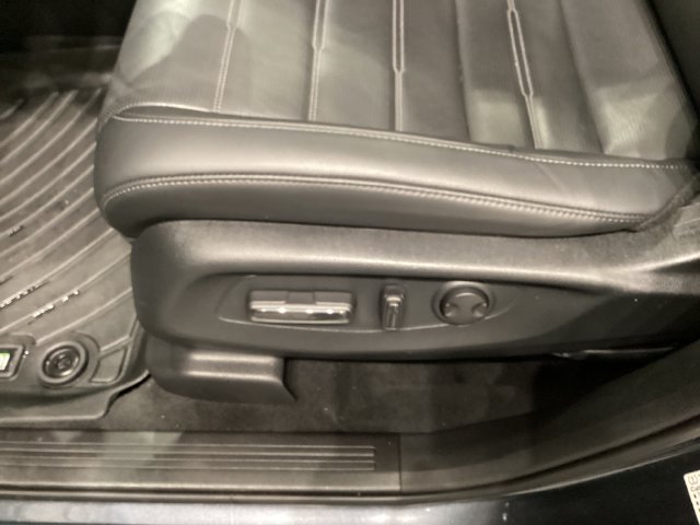 Used 2024 Honda CR-V EX-L image 28