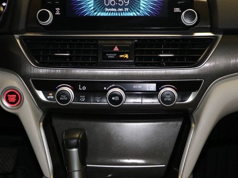 Used 2022 Honda Accord LX image 50