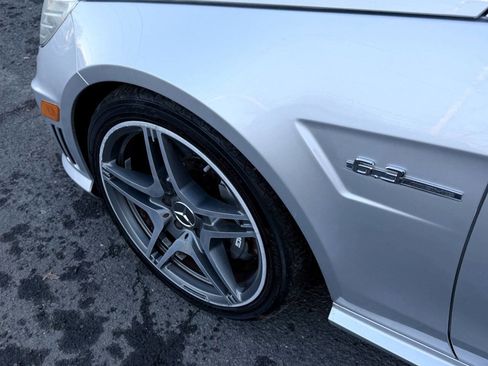 Used 2010 Mercedes-Benz E 63 AMG Sedan image 23