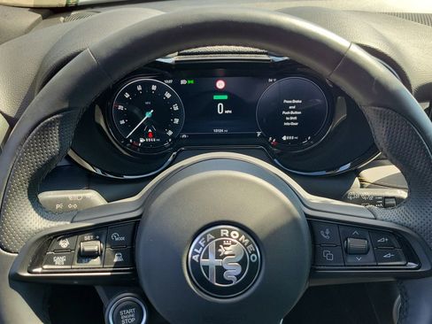 Used 2024 Alfa Romeo Tonale Ti w/ Active Assist Package AWD/4WD image 23