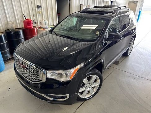 Used 2018 GMC Acadia Denali w/ Technology Package AWD/4WD image 29