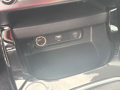 Certified 2024 Kia Seltos S FWD image 13