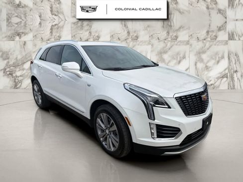 Used 2025 Cadillac XT5 Premium Luxury AWD/4WD image 7