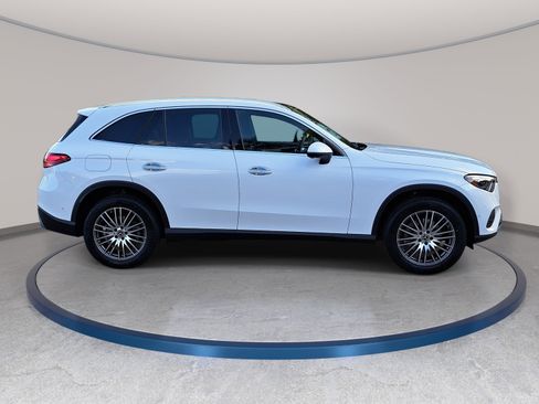 New 2026 Mercedes-Benz GLC 300 4MATIC image 4