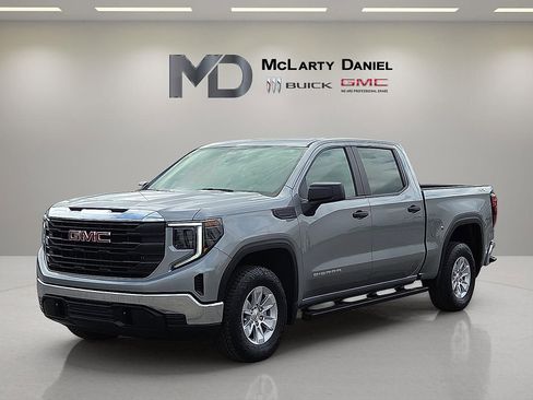 Certified 2023 GMC Sierra 1500 Pro w/ Convenience Package image 2