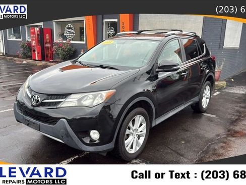 Used 2015 Toyota RAV4 Limited AWD/4WD image 3
