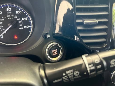 Used 2015 Mitsubishi Outlander SE FWD image 42