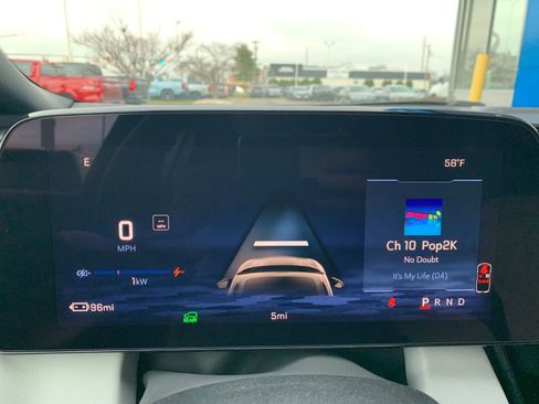 New 2026 Chevrolet Equinox EV LT FWD image 33