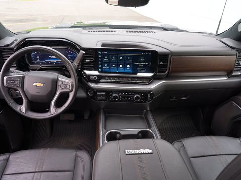 Certified 2024 Chevrolet Silverado 3500 High Country w/ High Country Premium Package AWD/4WD image 26