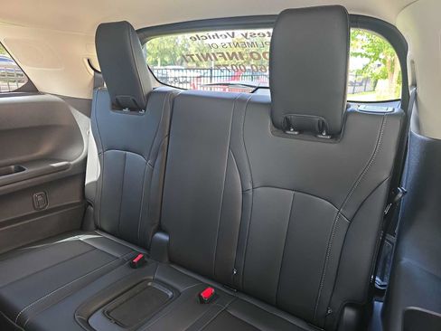 Certified 2026 INFINITI QX60 Luxe w/ Cargo Package FWD image 8