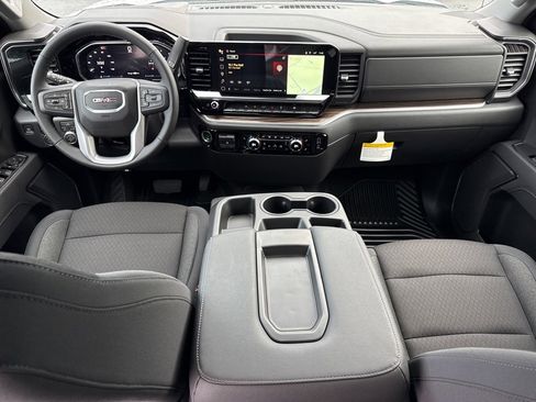 New 2026 GMC Sierra 1500 Elevation image 13