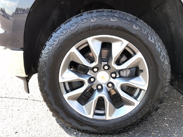 Certified 2024 Chevrolet Silverado 1500 LT AWD/4WD image 23