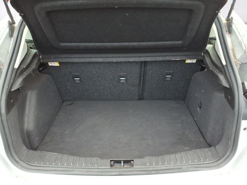 Used 2018 Ford Focus SE image 25