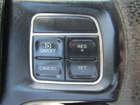 Used 2017 RAM 2500 Tradesman w/ Chrome Appearance Group image 21