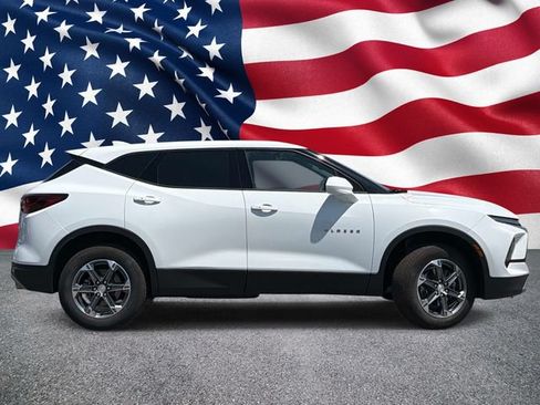 Used 2025 Chevrolet Blazer LT AWD/4WD image 6